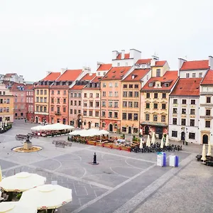 https://aaa-stay-old-town-market-square-studio.warsawhotelspoland.com